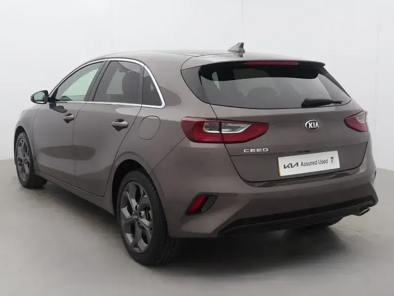 Used Kia Ceed 2021 Brown Hatchback