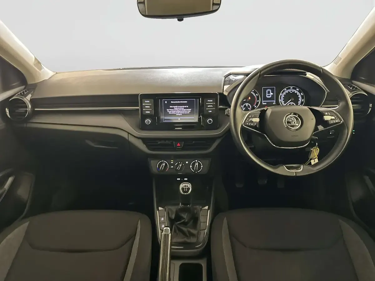 Begagnad Skoda Fabia Comfort 80 HK (58 kW) 2023 Blå Halvkombi