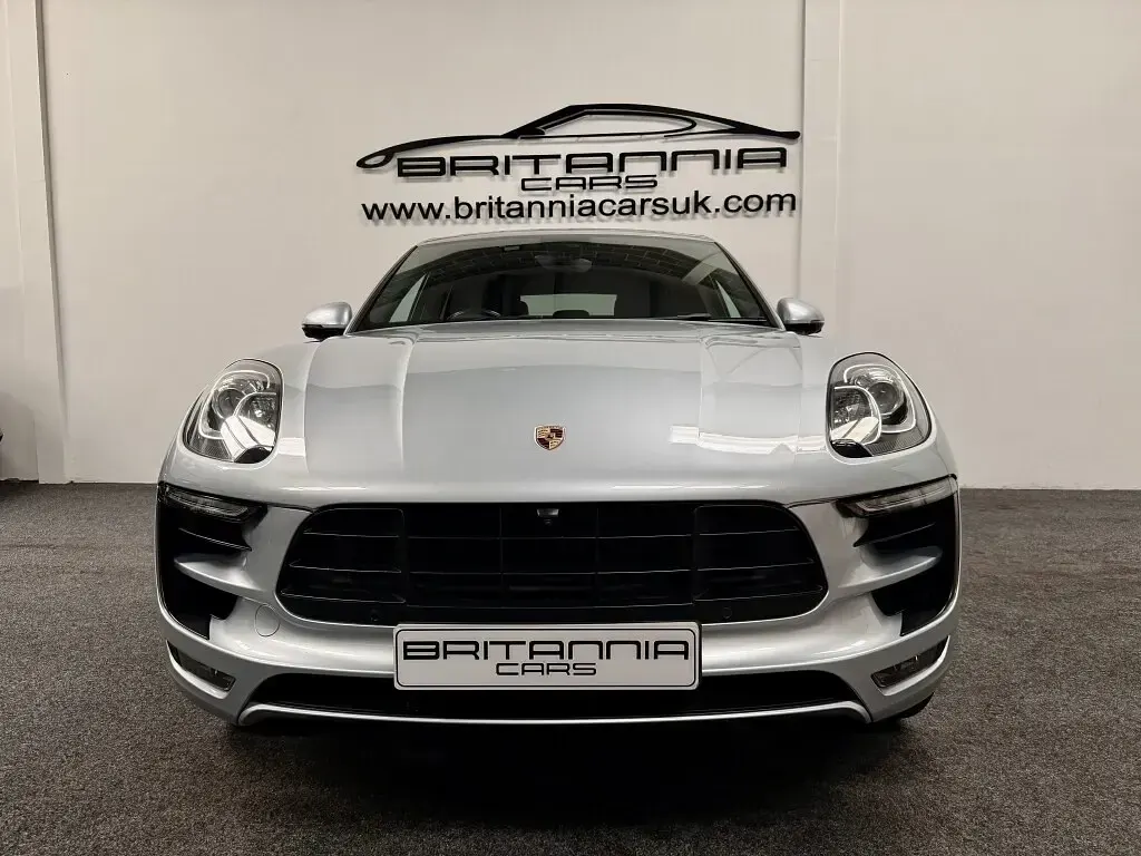Used Porsche Macan 252 HP (185 kW) 2016 Silver SUV