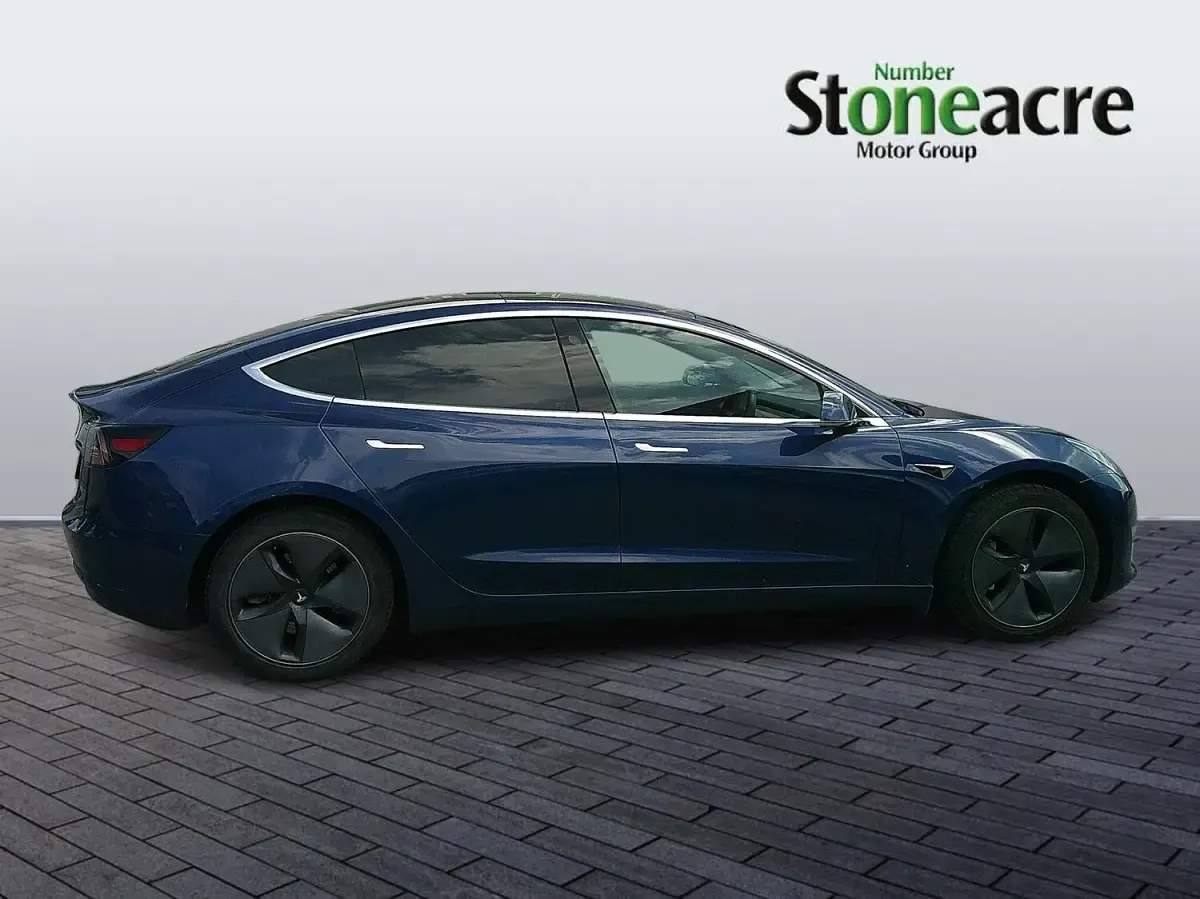 Used Tesla Model 3 Standard Range 52 kW (72 HP) 2019 Blue Sedan