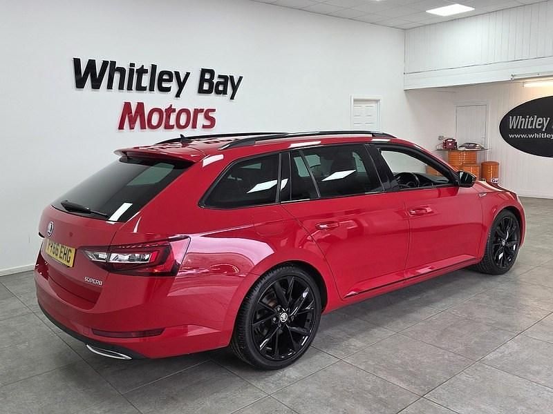 Used Skoda Superb SportLine 190 HP (139 kW) 2016 Red Estate