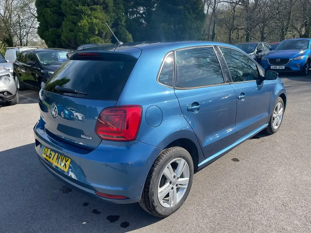 Used VW Polo Edition 60 HP (44 kW) 2017 Blue Hatchback