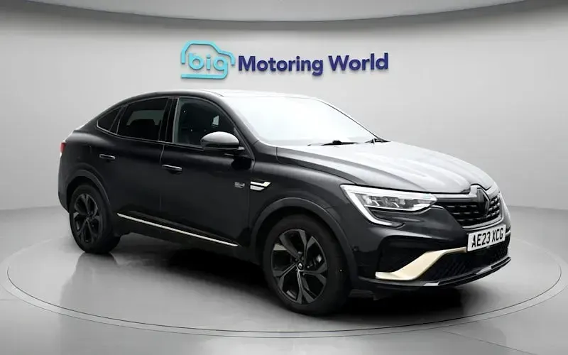 Gebraucht Renault Arkana Engineered 145 PS (106 kW) 2023 Schwarz SUV