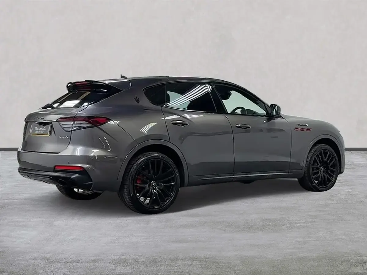 Used Maserati Levante 430 HP (316 kW) 2021 Grey SUV
