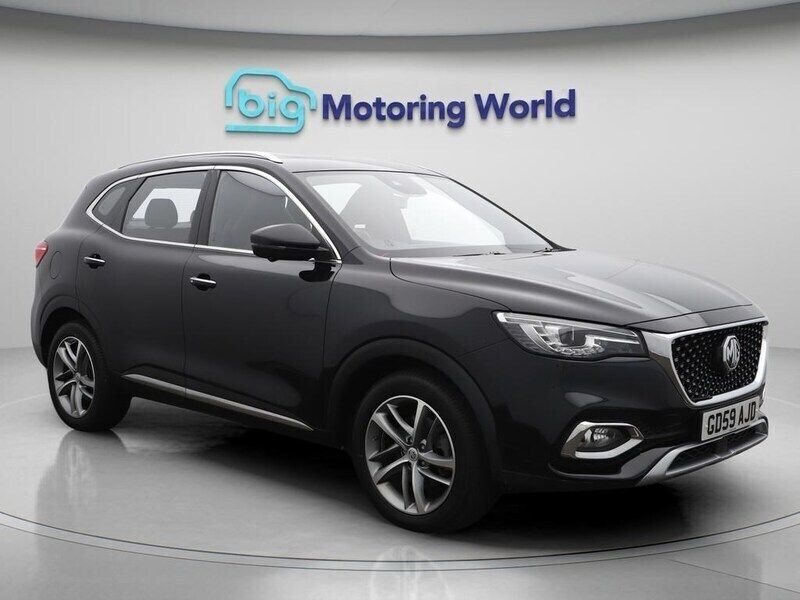 Black Used 2022 MG HS Exclusive SUV | £17,000 (Fair price) - Image 1/4