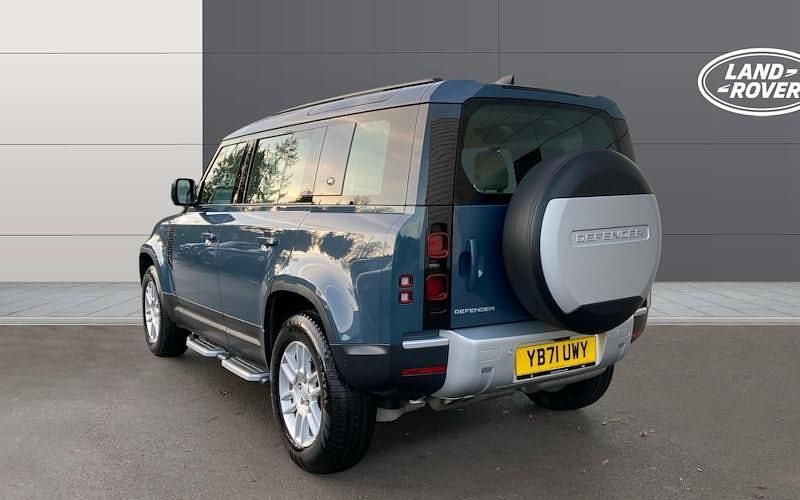 Used Land Rover Defender S 250 HP (183 kW) 2024 Estate