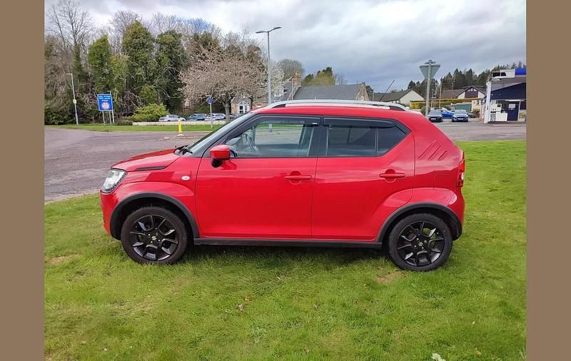 Used Suzuki Ignis SZ-T 90 HP (66 kW) 2018 Red SUV