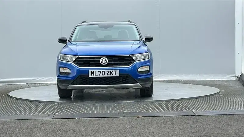 Used VW T-Roc Design 115 HP (84 kW) 2020 Blue SUV