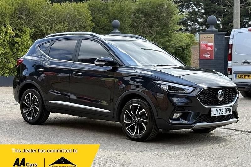Usado MG ZS Exclusive 111 HP (81 kW) 2023 Preto SUV