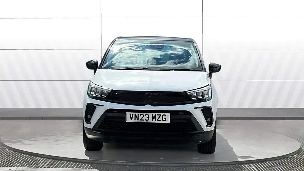 Used Vauxhall Crossland 110 HP (80 kW) 2023 White SUV