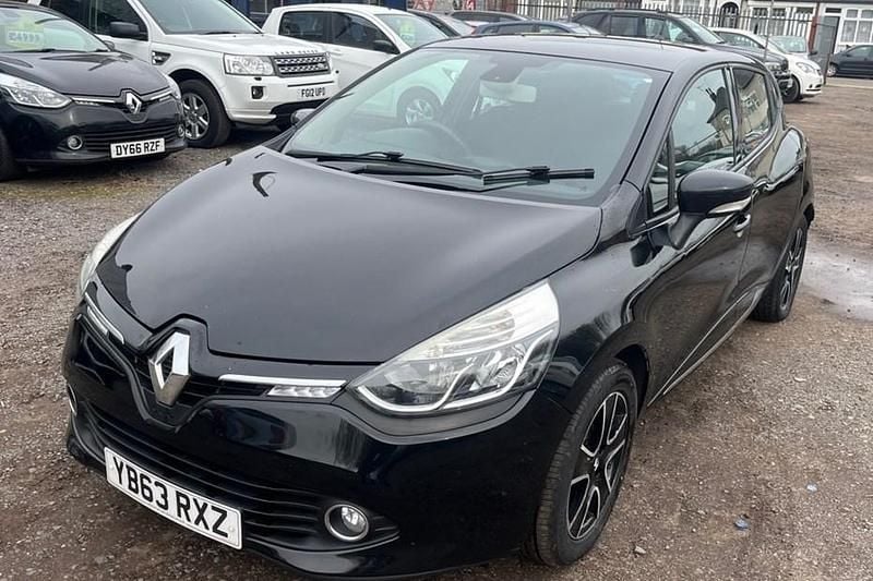 Black Used 2014 Renault Clio IV Dynamique Hatchback | £2,499 (Good price) - Image 1/1