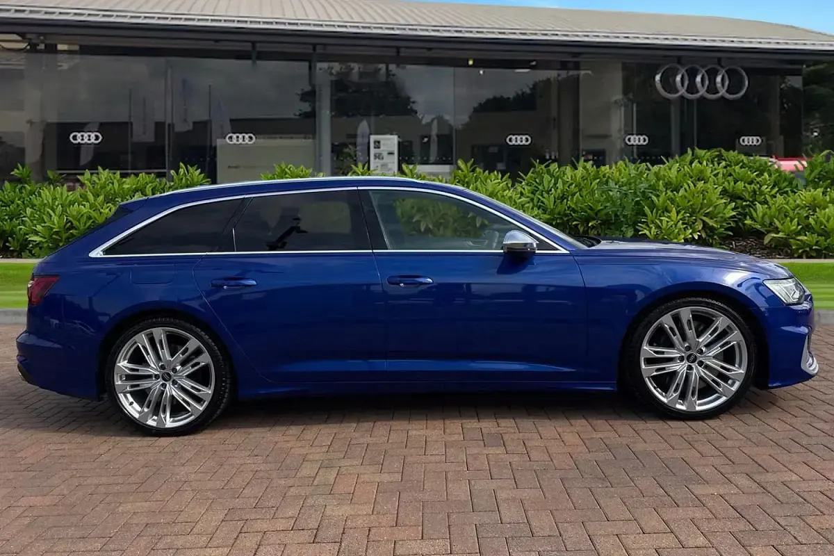Used Audi S6 Advanced 344 HP (253 kW) 2023 Blue Estate