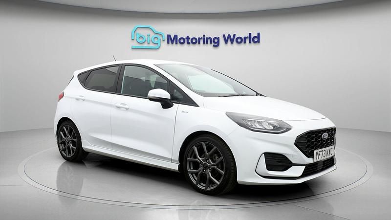 Used 2024 Ford Fiesta ST-Line Hatchback | £12,600 (Good price) - Image 1/4