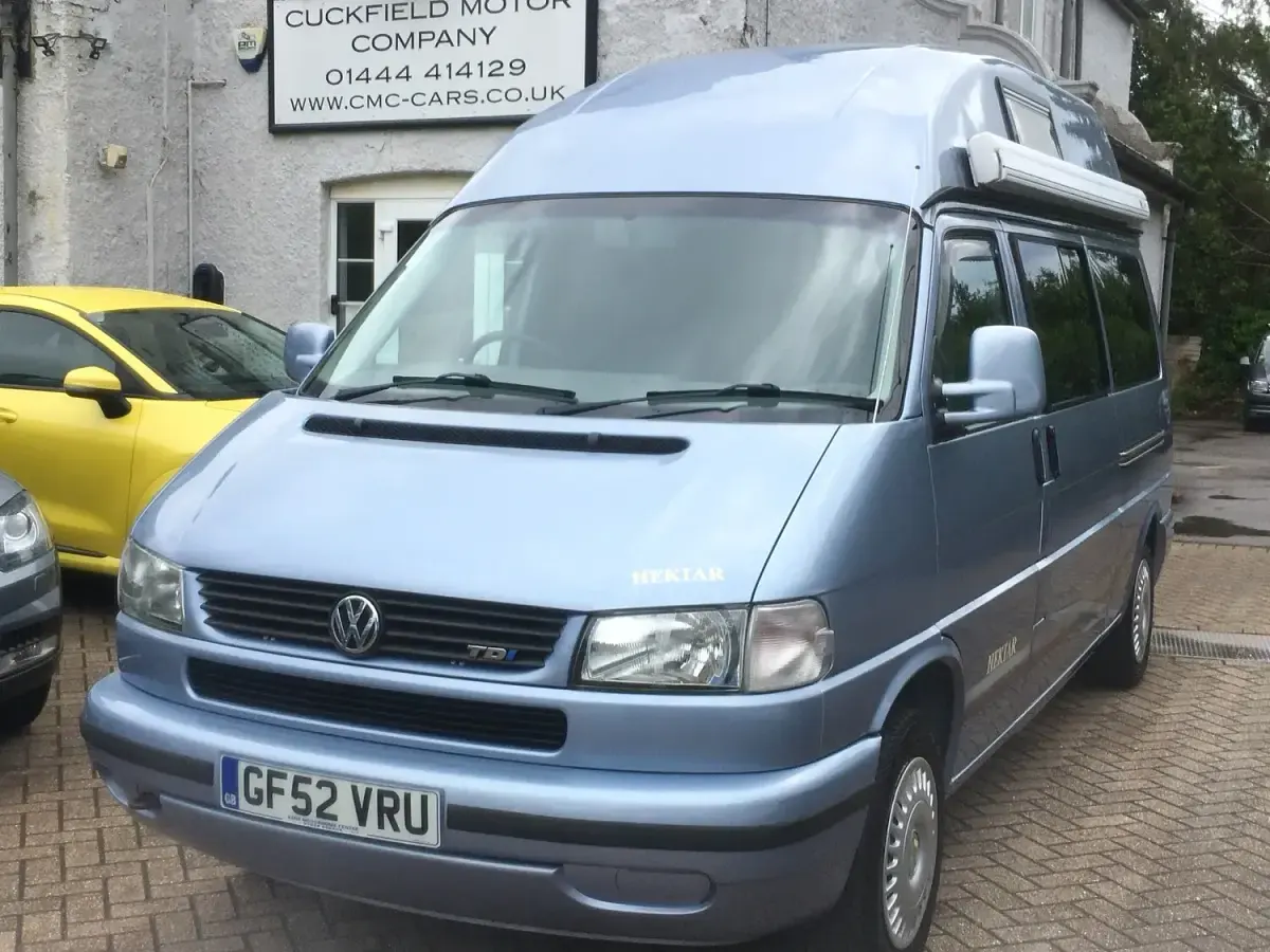 Used VW T4 88 HP (64 kW) 2002 Blue Van