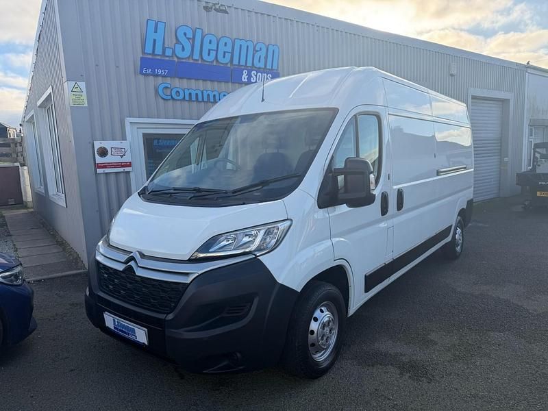 Used Citroën Relay 130 HP (95 kW) 2019 White Van
