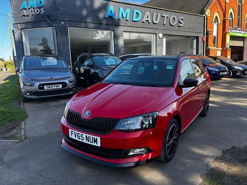 Used Skoda Fabia Monte Carlo 90 HP (66 kW) 2015 Red Estate