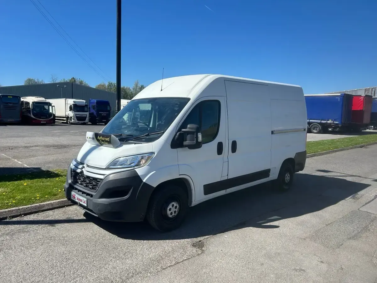 Used Citroën Relay 130 HP (95 kW) 2018 White Van