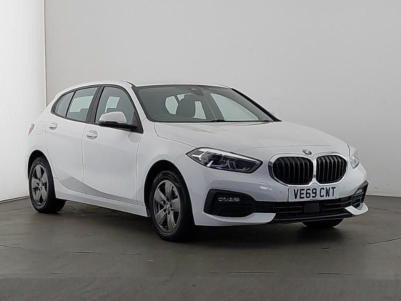 Used BMW 116 Comfort Edition 116 HP (85 kW) 2020 White Hatchback