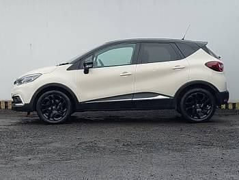 Used Renault Captur Iconic 90 HP (66 kW) 2018 Cream SUV