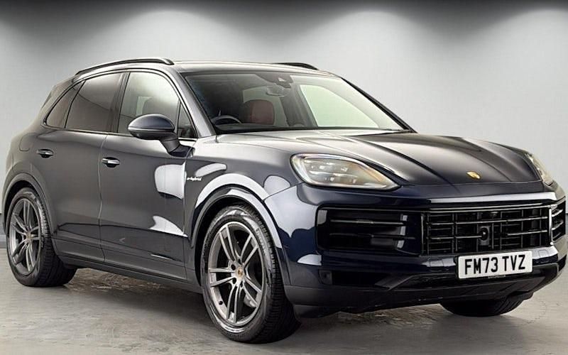 Used Porsche Cayenne 470 HP (345 kW) 2024 SUV