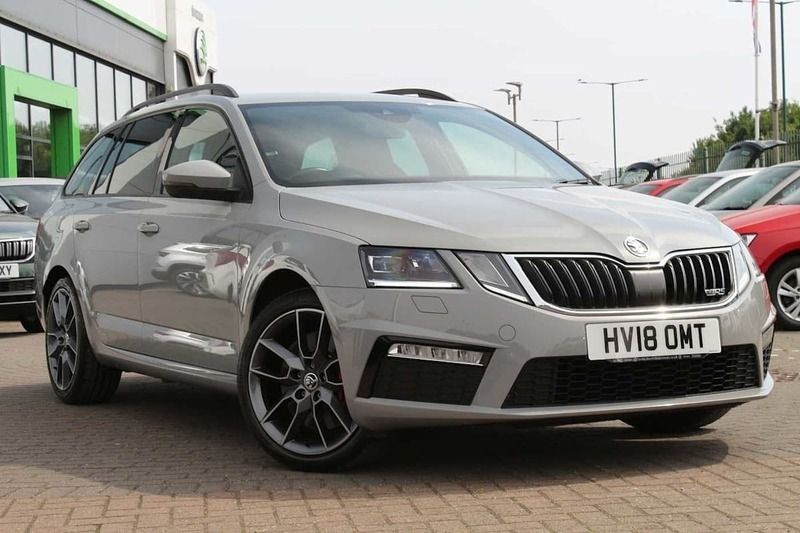 Used Skoda Octavia vRS 227 HP (166 kW) 2018 Grey Estate