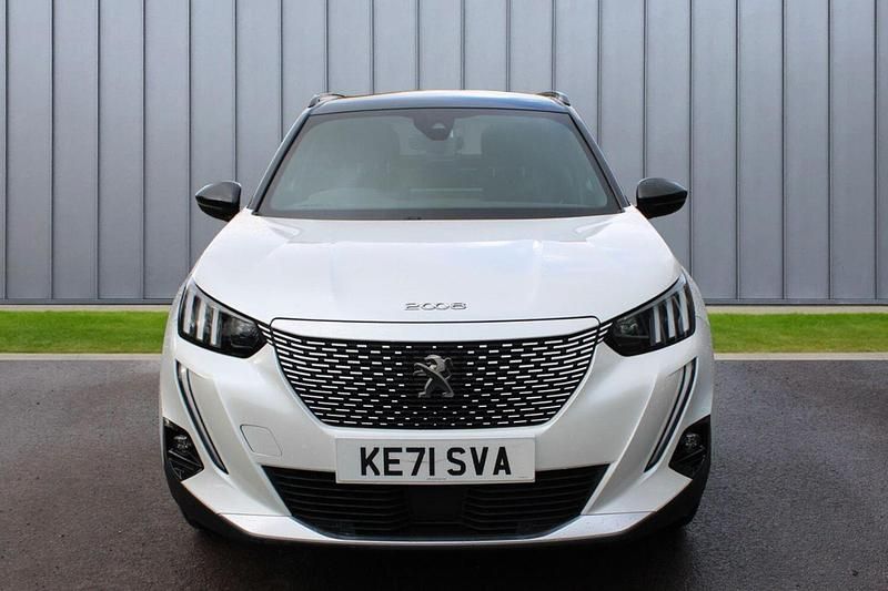 Used Peugeot e-2008 GT 98 kW (134 HP) 2021 White SUV