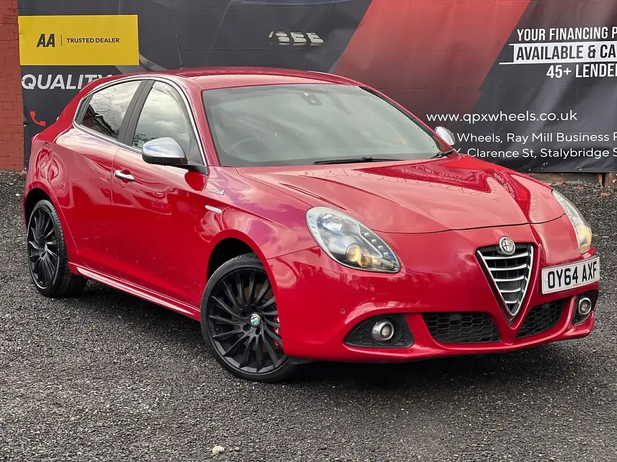 Used Alfa Romeo Giulietta 170 HP (125 kW) 2014 Red Hatchback
