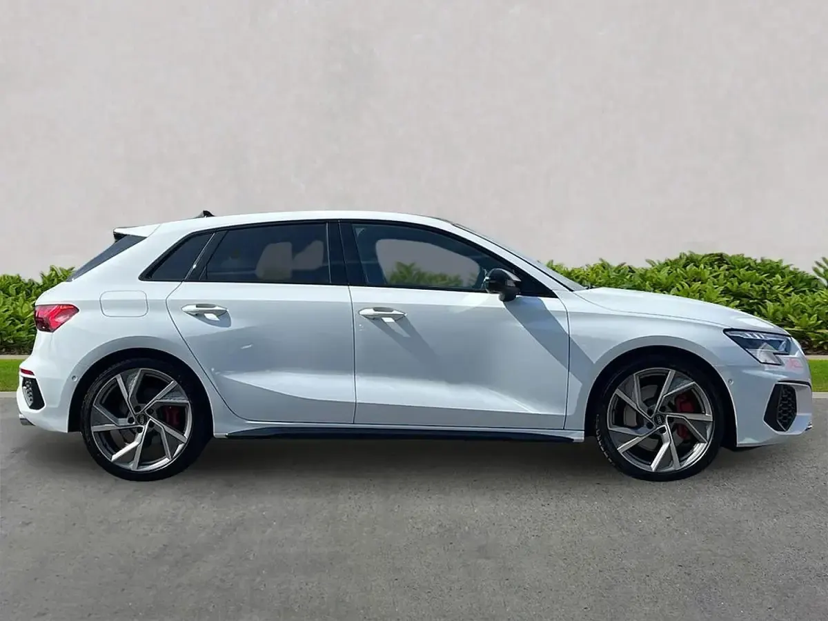 Used Audi S3 Sportback Advanced 310 HP (228 kW) 2023 White Hatchback