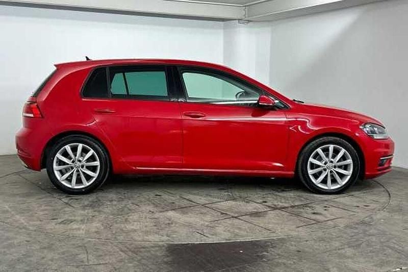 Used VW Golf VII GT 150 HP (110 kW) 2019 Red Hatchback