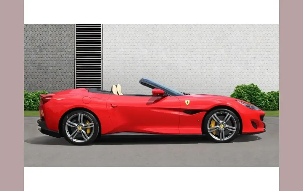 Used Ferrari Portofino 591 HP (434 kW) 2019 Red Cabriolet
