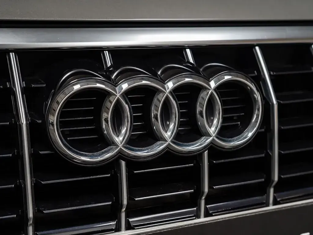 Used Audi Q3 S-Line 150 HP (110 kW) 2020 Grey SUV