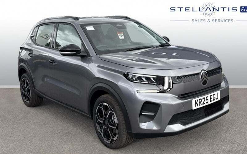 New 2025 Citroën C3 Hatchback | £17,135 (Fair price) - Image 1/4