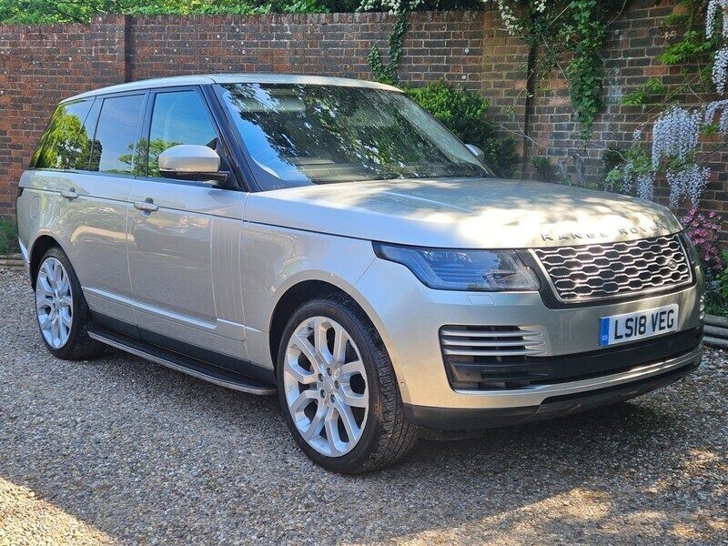 Gold Used 2018 Land Rover Range Rover Vogue SE SUV | £32,995 (Fair price) - Image 1/4
