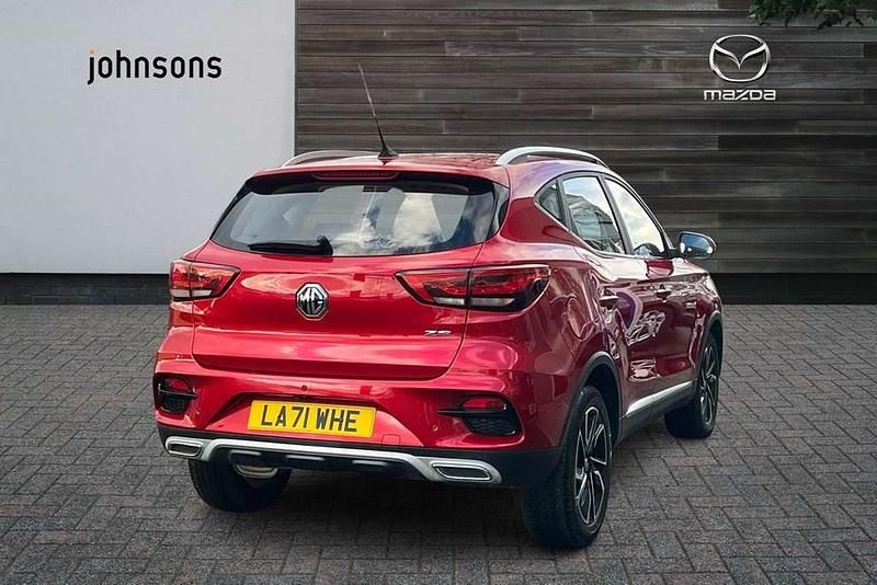 Used MG ZS Exclusive 106 HP (77 kW) 2022 Red SUV