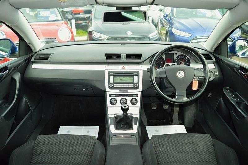 Used VW Passat Sport 140 HP (102 kW) 2009 Maritime blue Estate