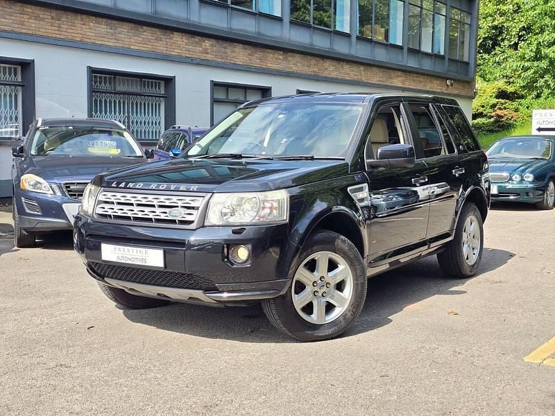 Used Land Rover Freelander 2 SE 230 HP (169 kW) 2011 Black SUV