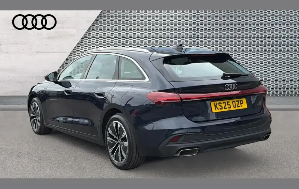 Used Audi A5 Advanced 295 HP (216 kW) 2025 Blue Estate