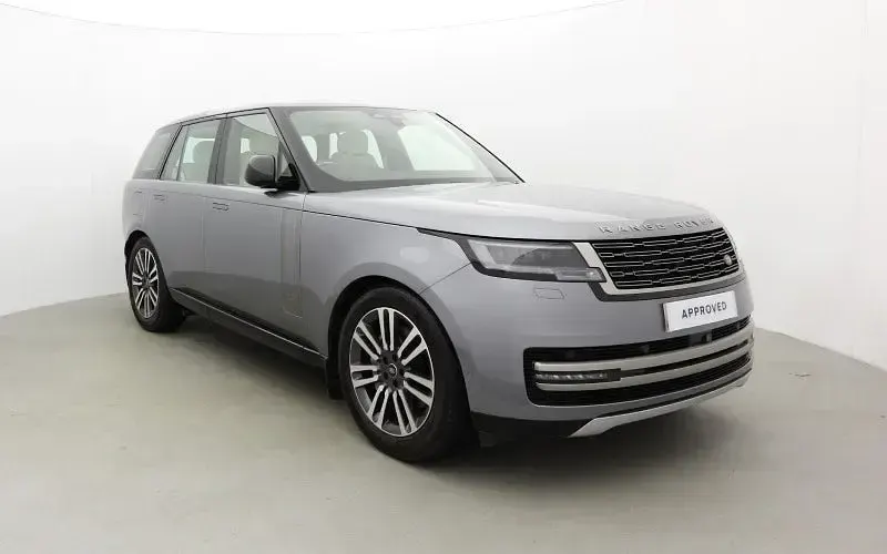 Used Land Rover Range Rover SE 349 HP (256 kW) 2026 SUV