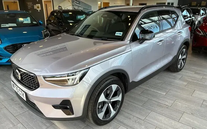 Usado Volvo XC40 Plus 197 CV (144 kW) 2026 SUV