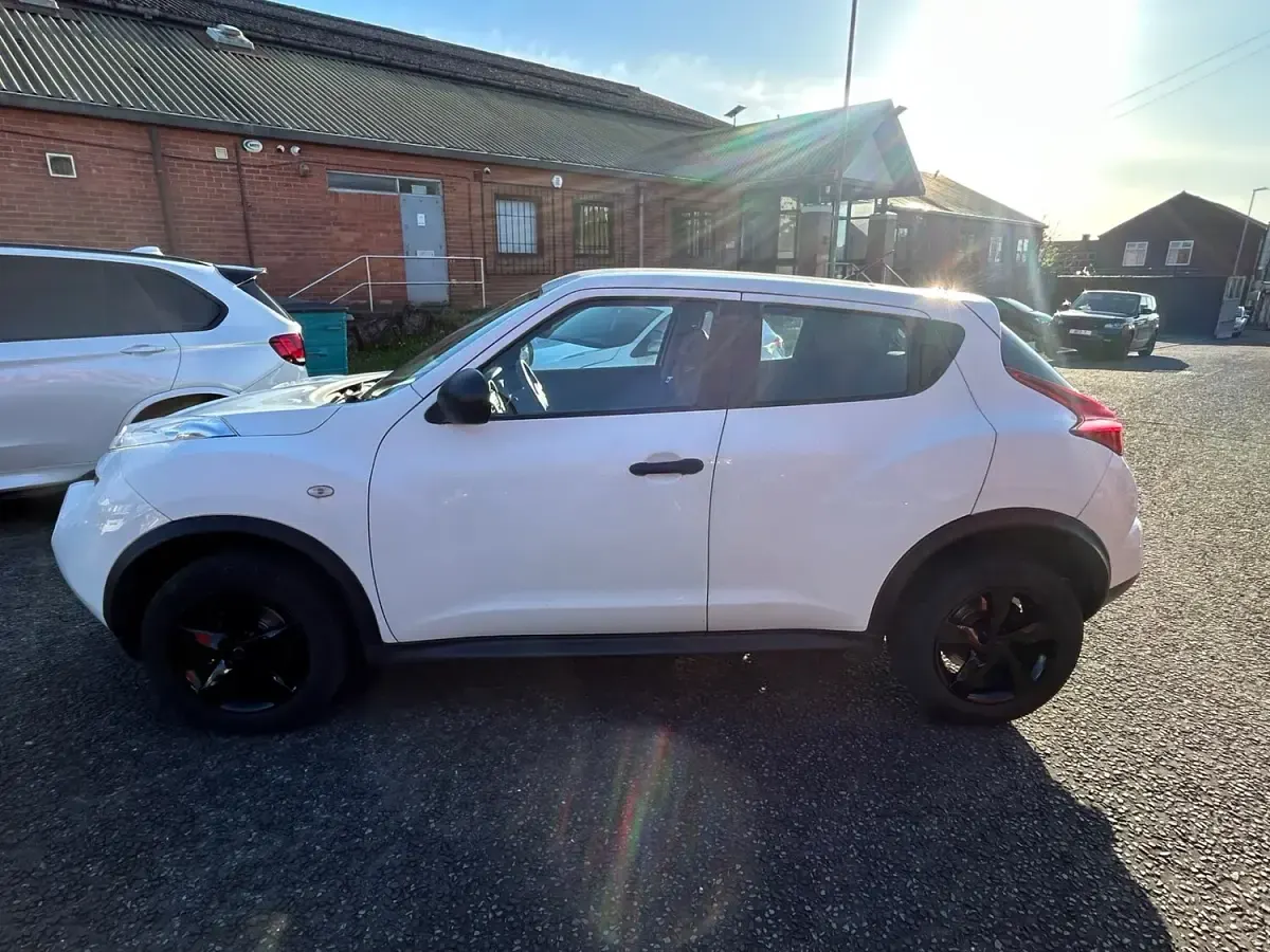 Used Nissan Juke Visia 2011 White SUV