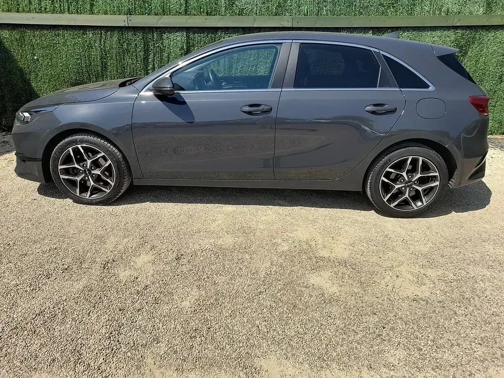 Used Kia Ceed 138 HP (101 kW) 2024 Grey Hatchback