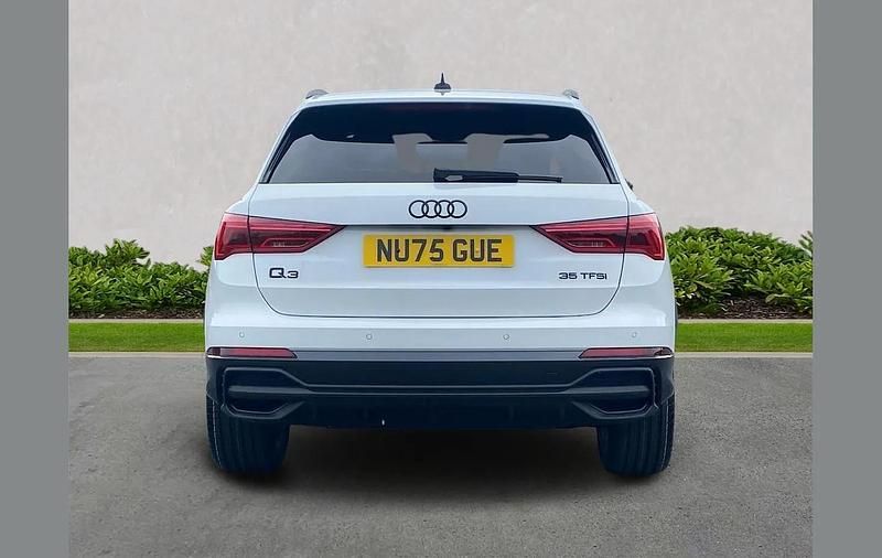Used Audi Q3 Black Edition 147 HP (108 kW) 2025 White SUV