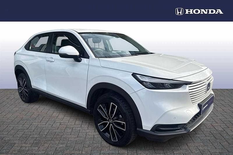 Used Honda HR-V Elegance 131 HP (96 kW) 2022 White SUV