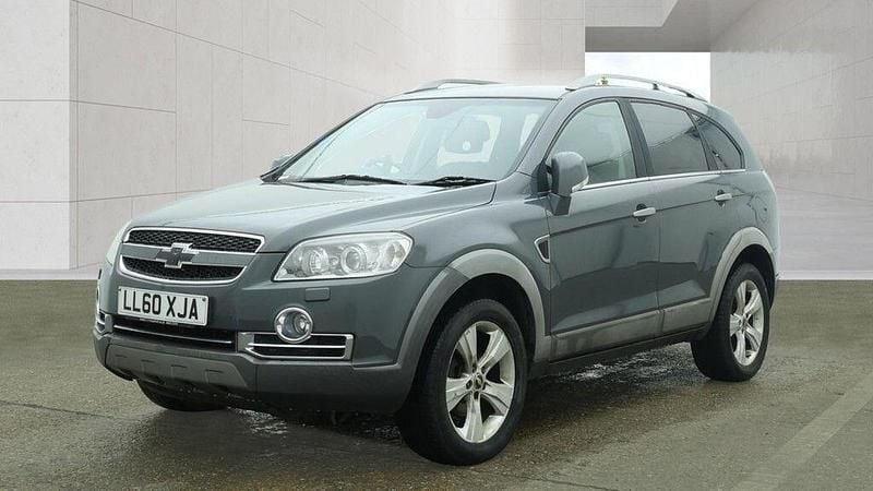 Used Chevrolet Captiva LTZ 2011 Grey SUV