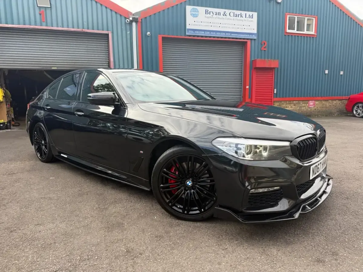 Begagnad BMW 530e M Sport 252 HK (185 kW) 2017 Svart Sedan
