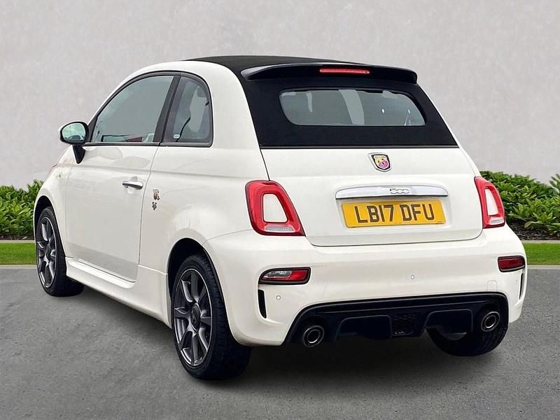 Used Abarth 595 145 HP (106 kW) 2017 White Cabriolet