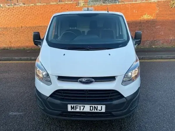 Used Ford Transit Custom 130 HP (95 kW) 2017 White Van
