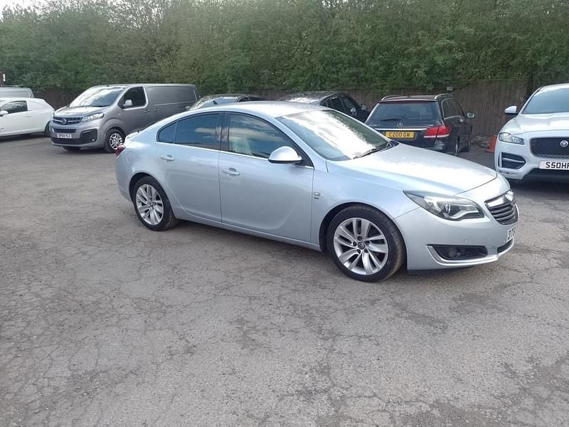 Used Vauxhall Insignia SRi 170 HP (125 kW) 2016 Silver Hatchback