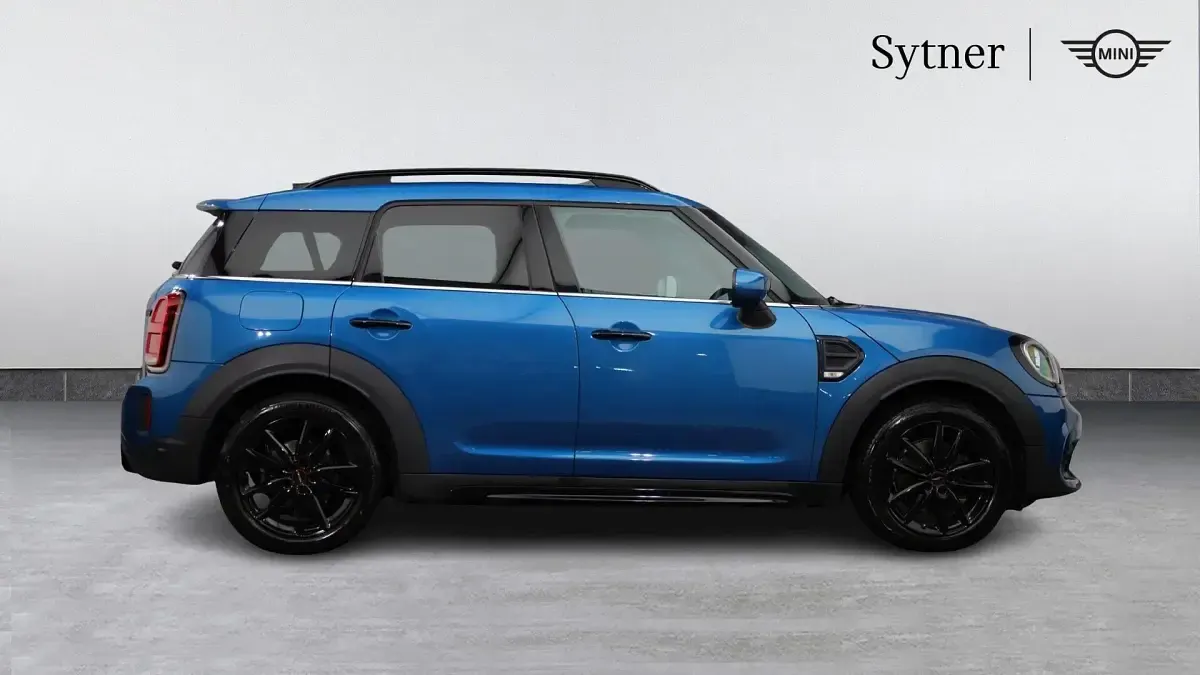 Used Mini Cooper Countryman Sport 134 HP (98 kW) 2023 Blue SUV