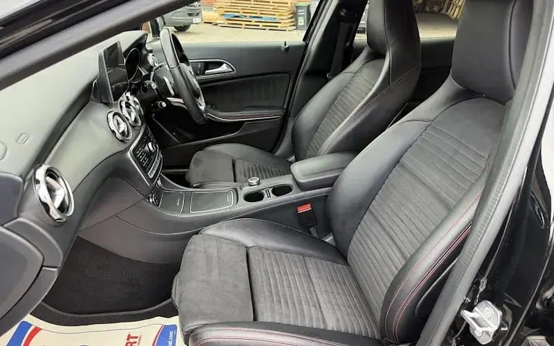 Used Mercedes GLA200 AMG Line Premium 136 HP (100 kW) 2018 Black SUV
